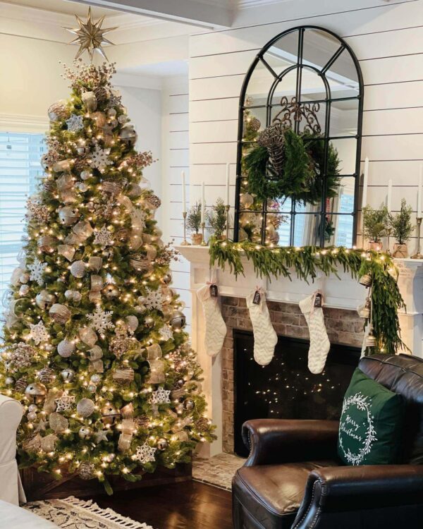 7.5' Artificial Christmas Tree with 1000 Warm White & Multi-Color LED Lights - Image 6